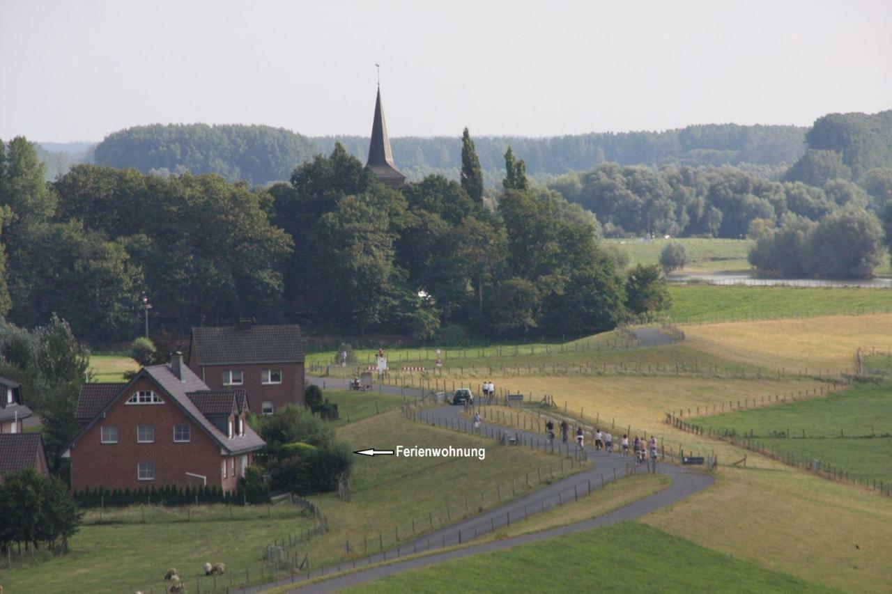 Ferienwohnung Rheinblick Bislich Wesel  Esterno foto